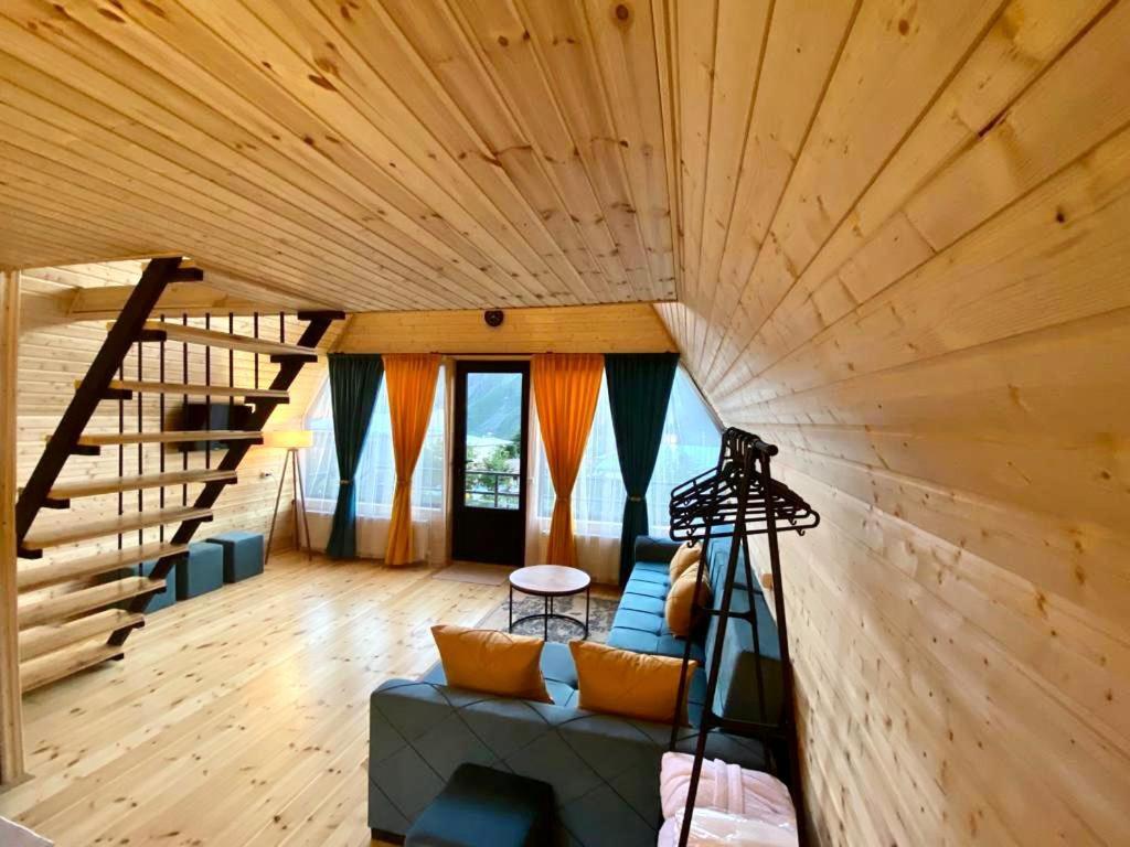 Qusha Cottage Kazbegi Eksteriør billede