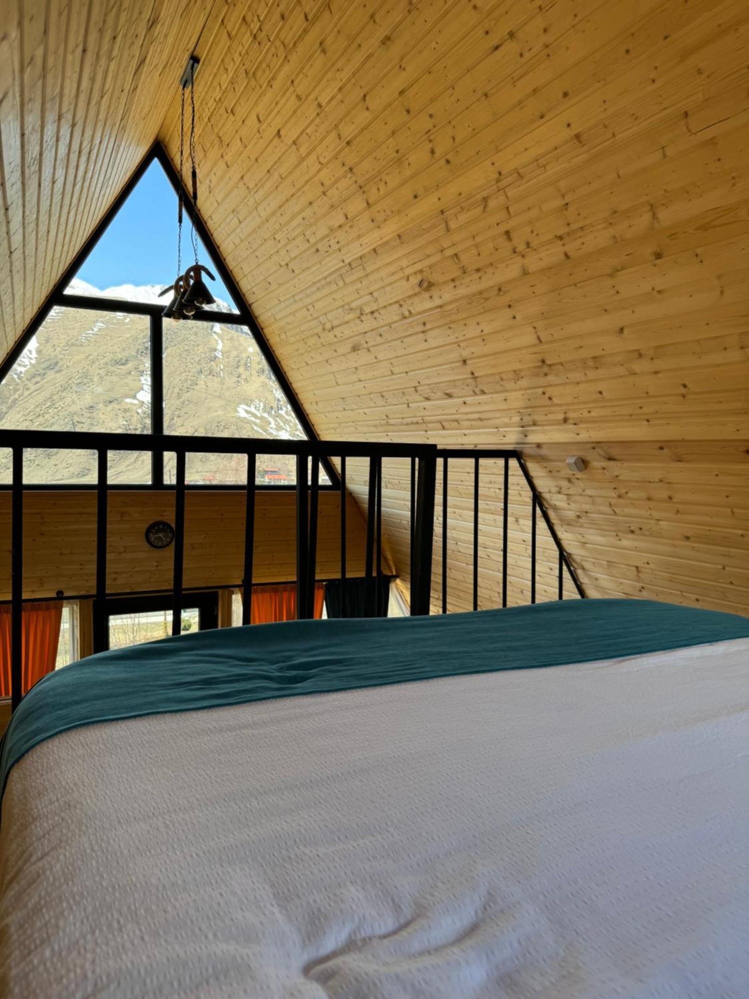 Qusha Cottage Kazbegi Eksteriør billede