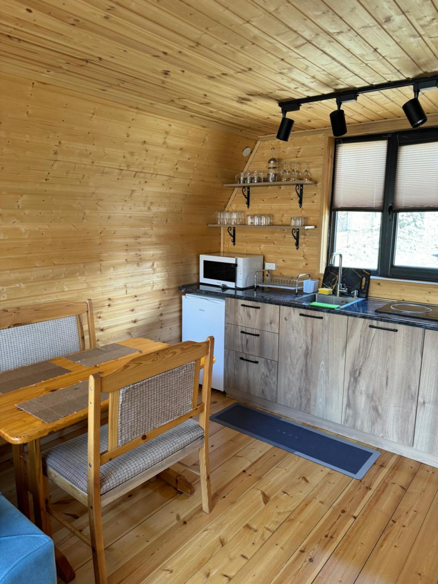 Qusha Cottage Kazbegi Eksteriør billede