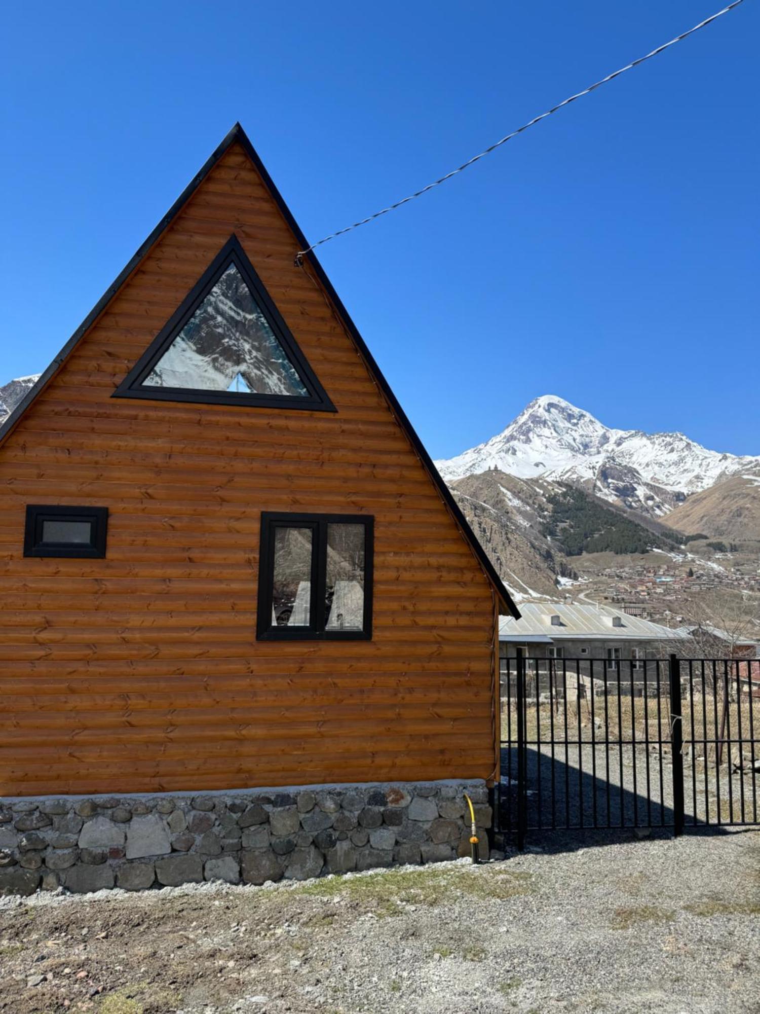 Qusha Cottage Kazbegi Eksteriør billede