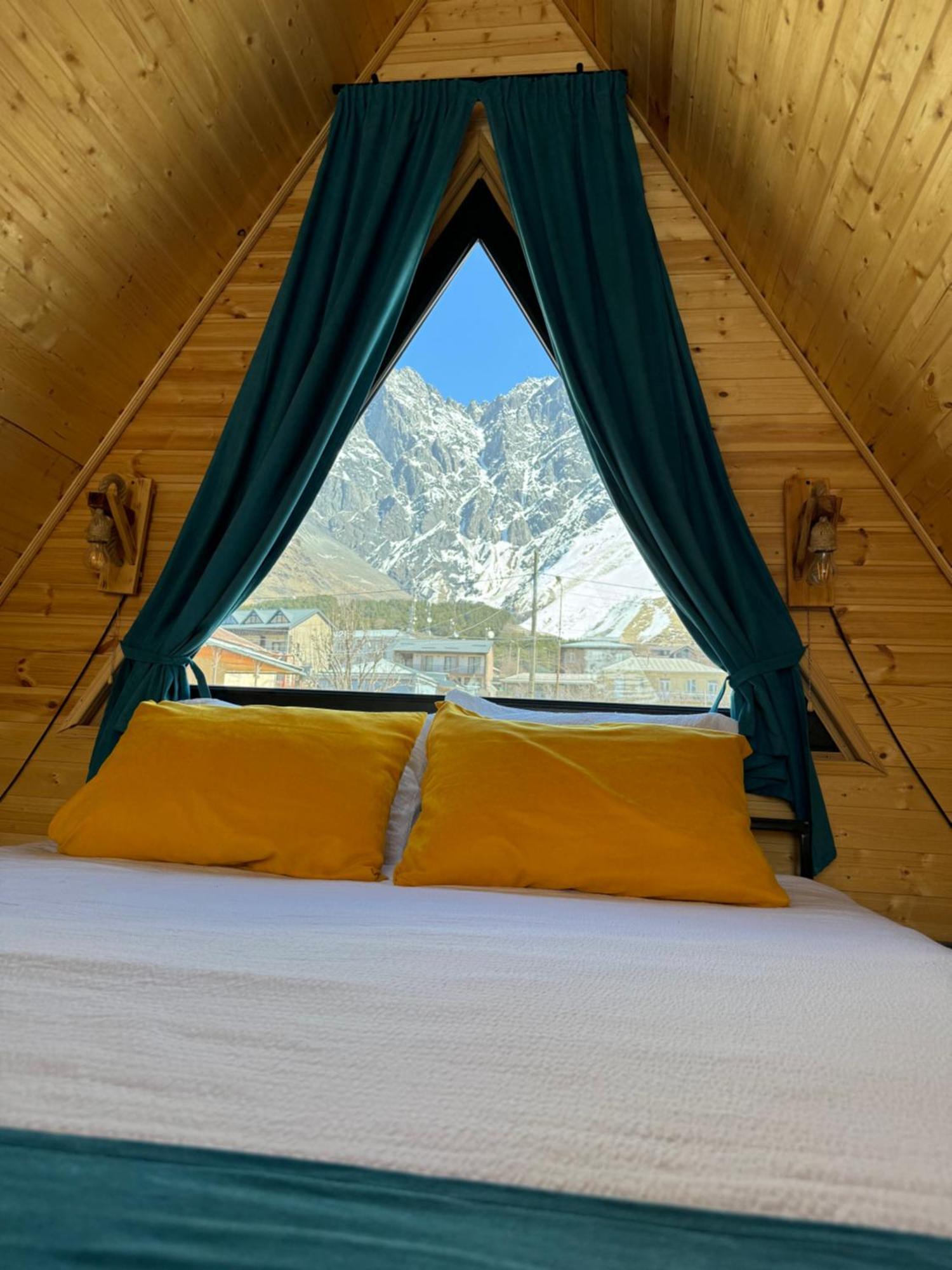 Qusha Cottage Kazbegi Eksteriør billede